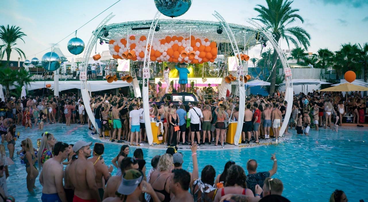 Best Beach Clubs in Ibiza – Ibiza Bible